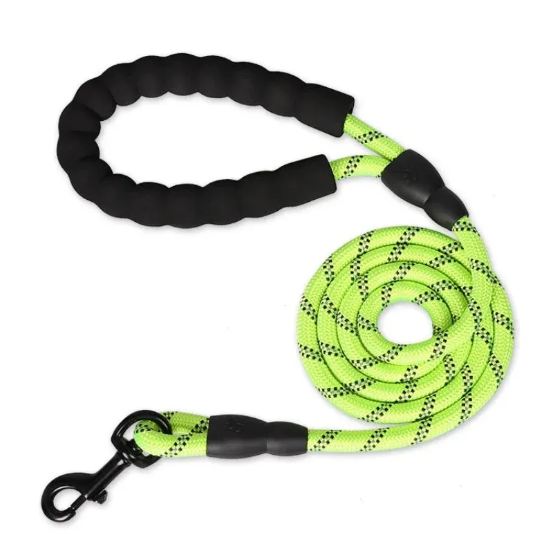 Heavy-Duty Reflective Dog Leash – Durable Nylon Rope for All Dog Sizes